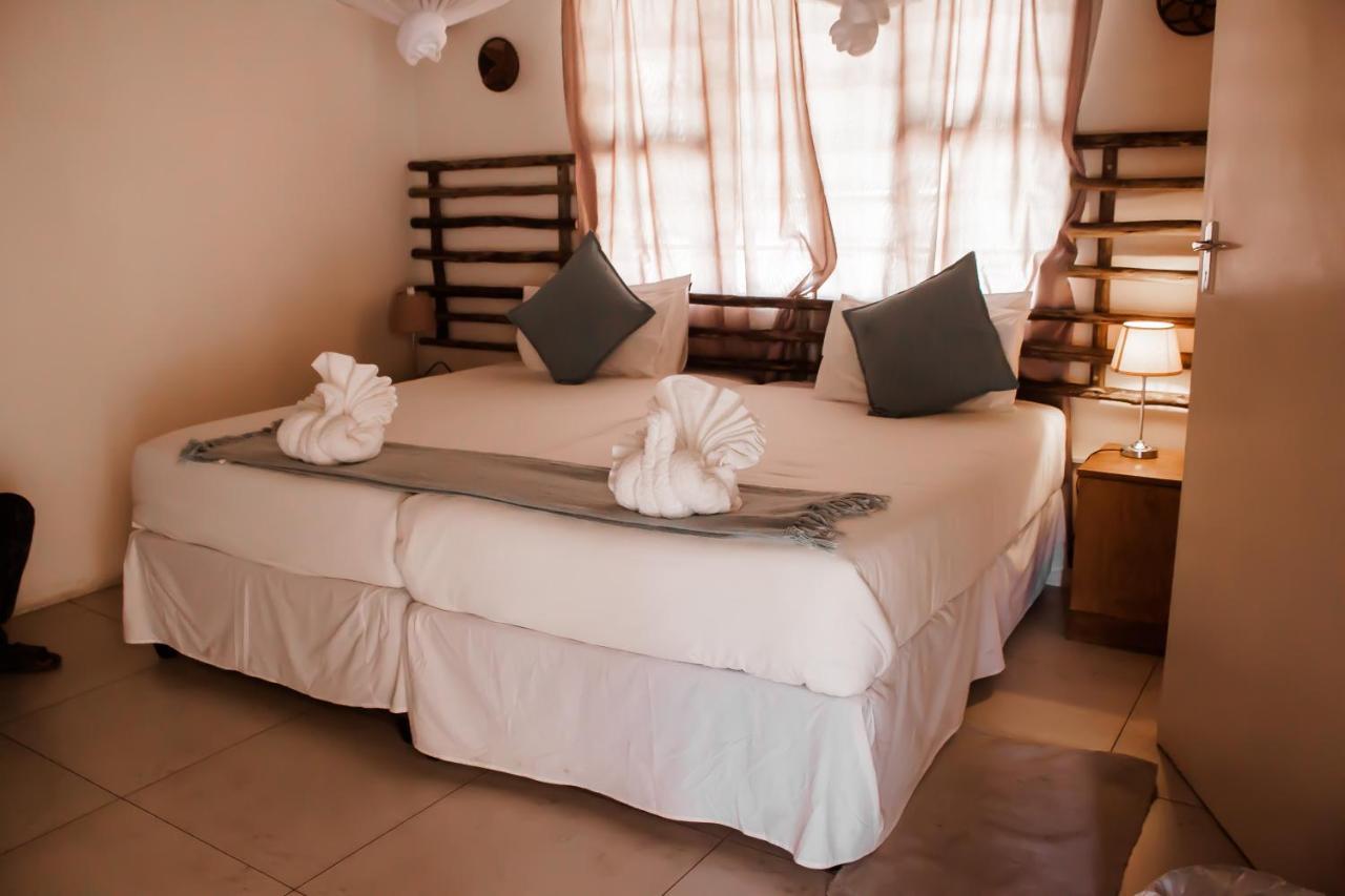 Leeville Guesthouse Kasane Luaran gambar
